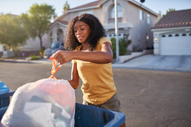 Best Commercial Cleanout Services  in Elwood, UT